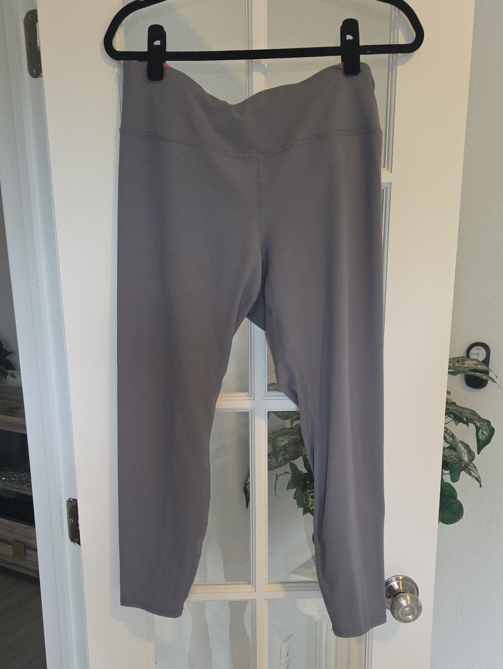 Classic High-Waist Gray Stretch Leggings